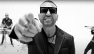 Rafael Amaya sorprende a fans al cantar ska: 'su voz en una droga'