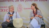 Evelyn Salgado, gobernadora de Guerrero, y el Presidente López Obrador en la&nbsp;inauguración de la carretera Las Cruces-Pinotepa Nacional.