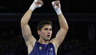 El pugilista, tras ganar uno de sus combates, en París.