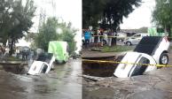 Tras las fuertes lluvias que se registraron este viernes, un automóvil cayó en un socavón en el municipio de Ecatepec.