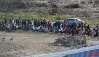 Migrantes en la frontera detenidos por la guardia fronteriza