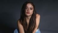 Karol Sevilla reaparece en muletas.