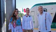 Mara Lezama, gobernadora de Quintana Roo, junto a Claudia Sheinbaum y AMLO.