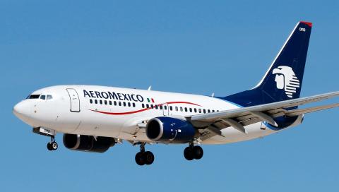 El vuelo 404 de Aeroméxico, con ruta Ciudad de México-Nueva York, fue impactado por un rayo cerca del Golfo de México.