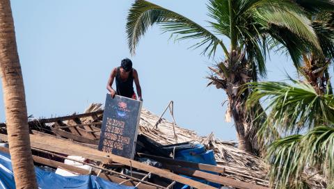 Alrededor de 250 mil viviendas quedaron afectadas por el paso del huracán Otis y 50 mil más totalmente destruidas, de acuerdo con la Asociación Mexicana de Instituciones de Seguros (AMIS).