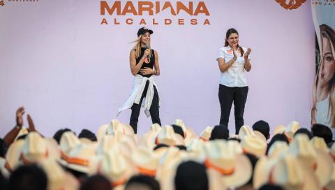 Mariana Rodríguez Cantú exhorta a los jóvenes a votar informadamente el 2 de junio.