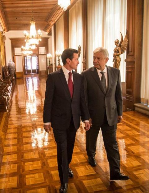 Enrique Peña Nieto y AMLO en el año del 2018.