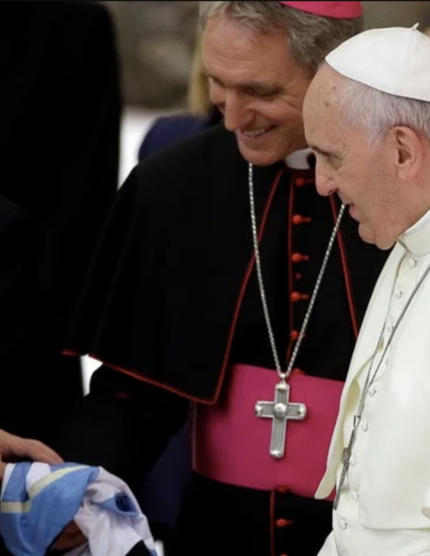 Diego Armando Maradona y el Papa Francisco se conocieron en el 2014.