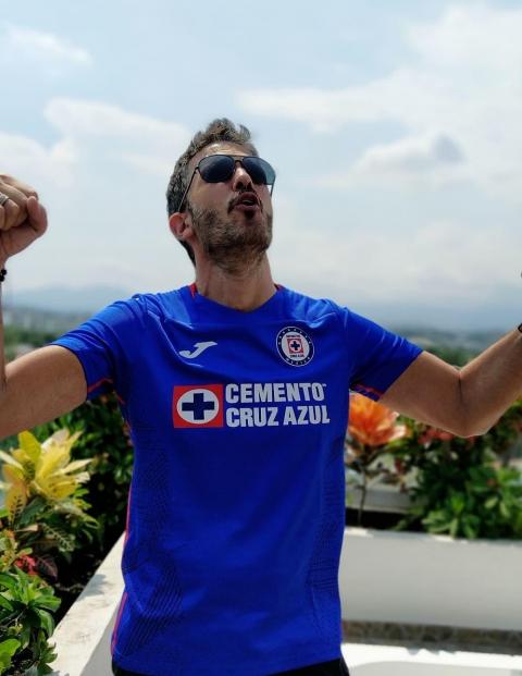 Fernando del Solar siempre dejó de manifiesto su afición por el Cruz Azul.