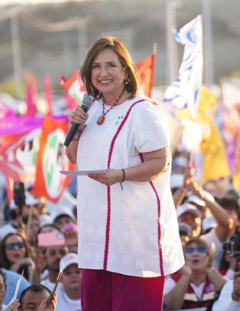 La candidata Xóchitl Gálvez se pronunció por la discusión entre Cecilia Flores y el presidente AMLO.