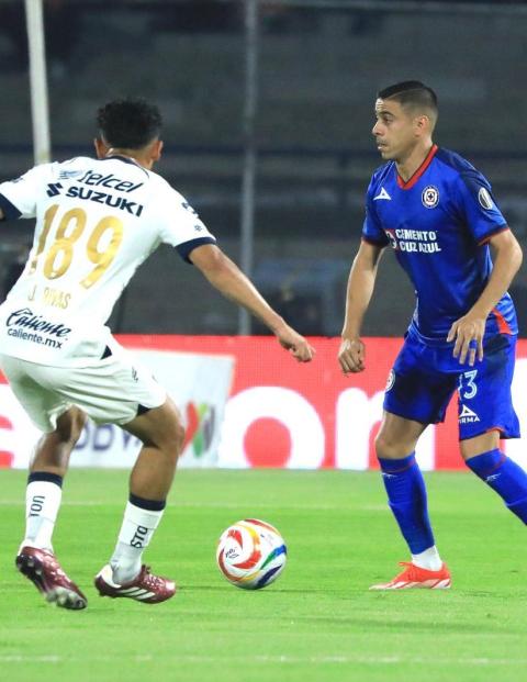 Cruz Azul se impuso a Pumas en Ciudad Universitaria en la ida de cuartos de final de la Liga MX.