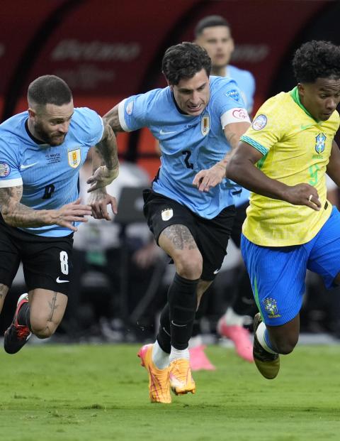 Uruguay y Brasil tuvieron un muy disputado encuentro de cuartos de final de Copa América en Las Vegas.