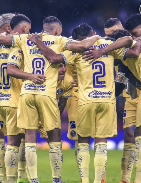 Los futbolistas del América previo a uno de sus juegos en el Torneo Apertura 2022 de la Liga MX.