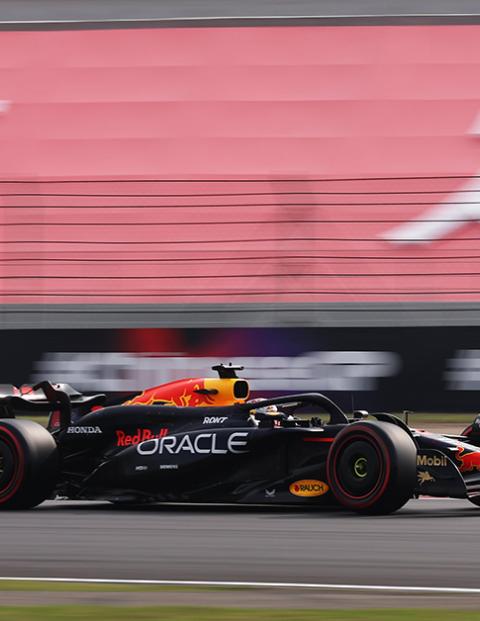 Los autos de Red Bull largaran 1ro y 2do en el Gran Premio de China.