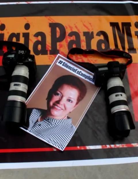La periodista Guadalupe Lizárraga aseguró que el asesinato de su colega Miroslava Breach fue un crimen del gobierno de Javier Corral.