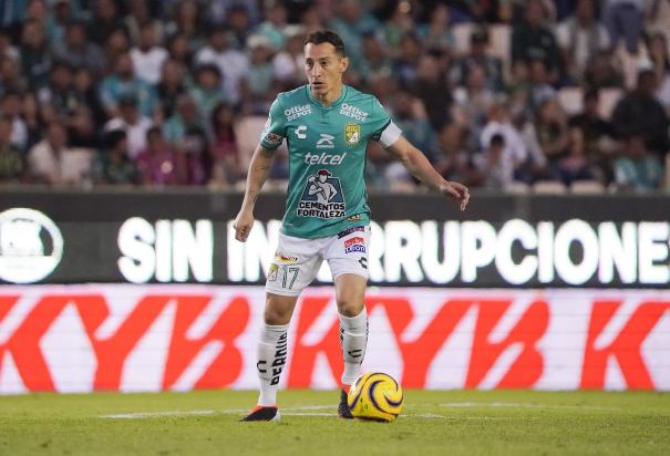 Andrés Guardado debutó con el León en la Liga MX ante Santos