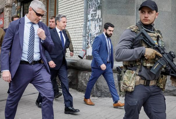 El enviado estadounidense, Antony Blinken, durante su visita en Kiev, ayer.