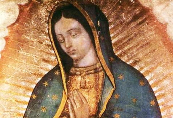 Virgen de Guadalupe, en el lienzo cuya imagen se ha difundido por siglos.