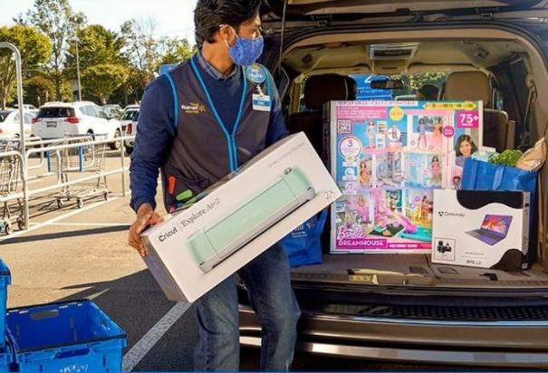 Niño compró diversos artículos para el hogar con un valor de 1,700 dólares.