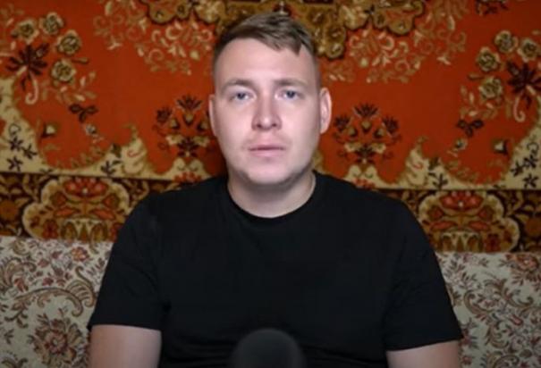 El youtuber ruso, Ilia Kiselev, anuncia que deberá ir a la guerra entre su país y Ucrania.