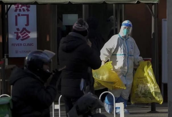 Estados Unidos desclasifica información sobre el origen de la pandemia.