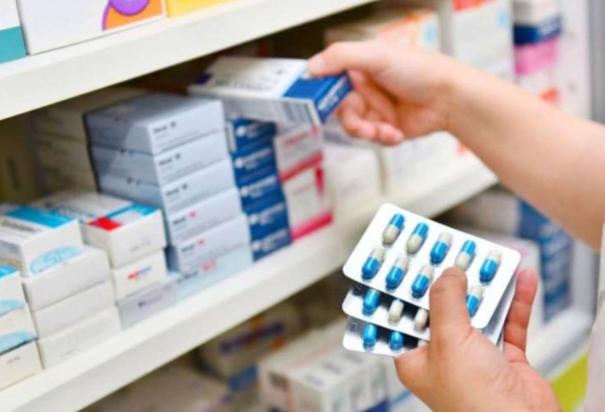 Marina asegura medicamentos y suspende actividades en farmacias de Baja California Sur
