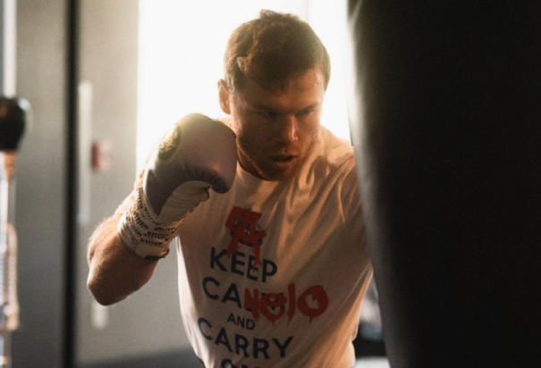 'Canelo' Álvarez es campeón mundial indiscutido de las 168 libras