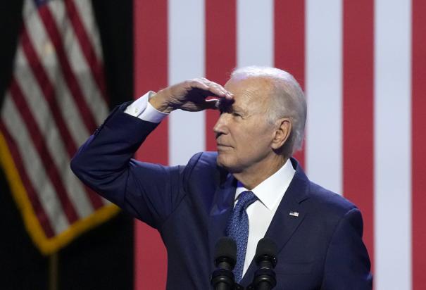 Joe Biden promulga financiación temporal