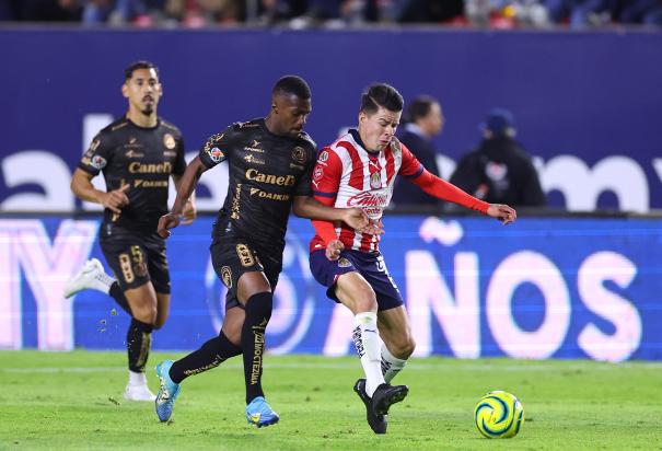 Una acción del Atlético San Luis vs Chivas,Jornada 5 del Clausura 2024 de la Liga MX