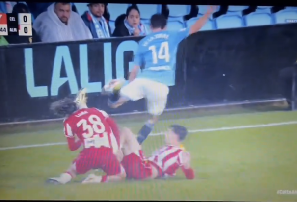 El mexicoargentino Luka Romero sufrió una escalofriante patada en la cara de parte de uno de sus compañeros en el juego entre Celta de Vigo y Almería.