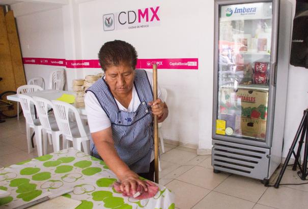 El Gobierno de la CDMX busca constitucionalizar los comedores comunitarios.