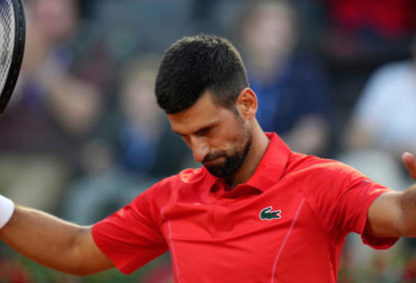 Novak Djokovic durante la Segunda Ronda del Masters 1000 de Roma