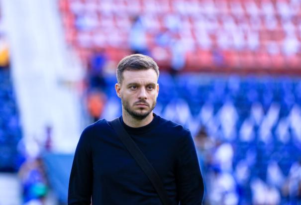 Martín Anselmi, técnico del Cruz Azul, antes de un partido de la Liga MX