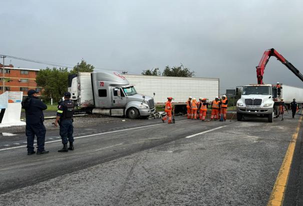 Accidente en el Circuito Exterior Mexiquense HOY viernes 19 de julio de 2024.