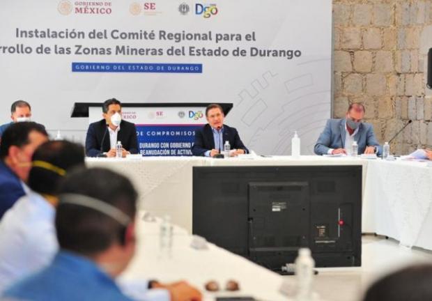 Aispuro reconoció a las empresas mineras por su cooperación para iniciar labores escalonadas.