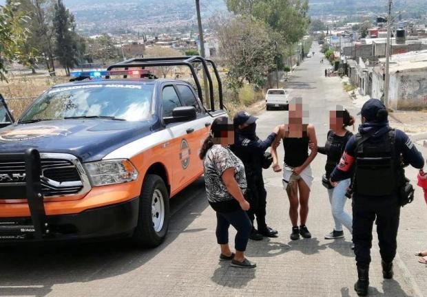 Grupo especial de policías de Michoacán acude a rescatar a mujeres violentadas