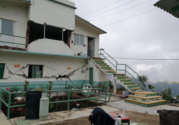 El centro de salud de San Juan quedó con daños estructurales