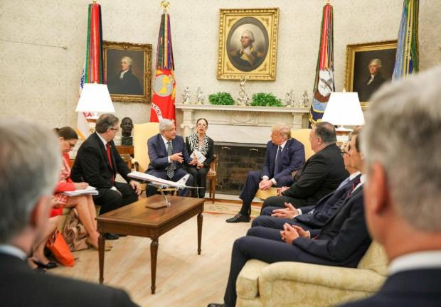 El Presidente de México en reunión de trabajo con Donald Trump, en la Casa Blanca, el 8 de julio de 2020.
