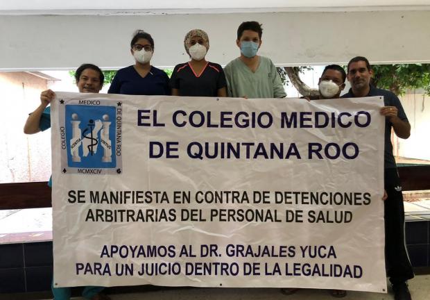 Médicos de Quintana Roo se unen a la manifestación