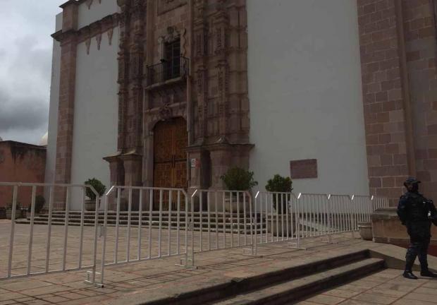 A un día de la entrega del Informe de Gobierno, el Congreso de Zacatecas ya se encuentra bajo resguardo.