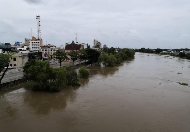 Río Grijalva a su paso por el centro de Villahermosa