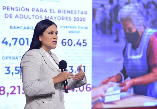 Ariadna Montiel Reyes, subsecretaria de Desarrollo Social y Humano, durante la conferencia.