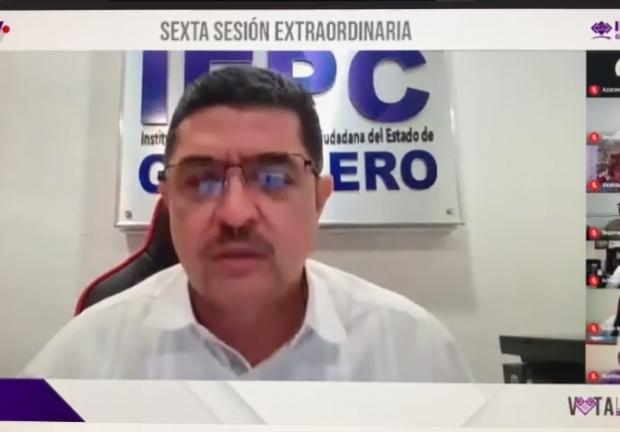 Por seis votos a favor y uno en contra, los consejero del IEPC Guerrero determinaron procedente el registro de Félix Salgado como candidato de Morena a la gubernatura del estado.