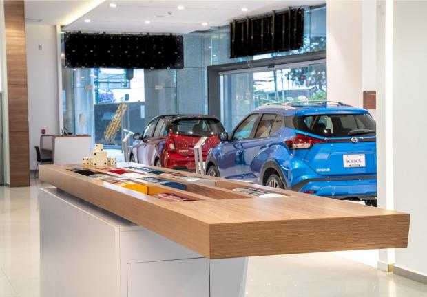Nissan Mexicana inaugura junto con su socio de negocios, Grupo Torres Corzo, un nuevo concepto de showroom.