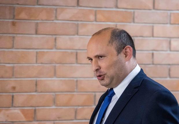 Naftali Bennett confirmó el acuerdo entre los rivales del primer ministro, Benjamin Netanyahu, a tres días de que venza el plazo para concretar un gobierno.