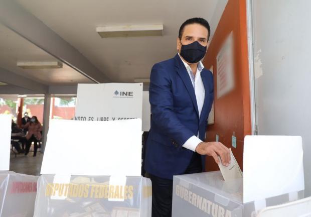 Silvano Aureoles pidió a los ciudadanos de Michoacán salir a votar.
