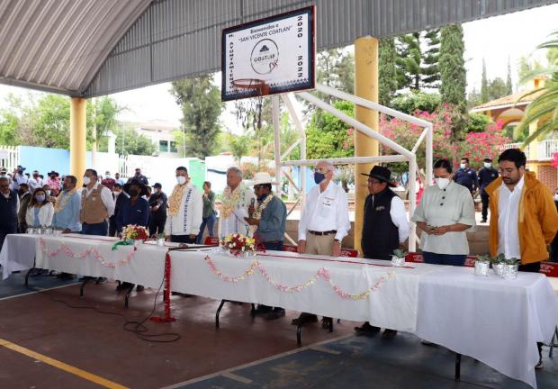 Pobladores del municipio San Vicente Coatlán, Oaxaca, expresaron al presidente su interés de dar por terminado el conflicto agrario con Sola de Vega.