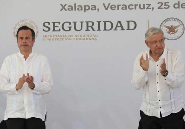 En la imagen, el gobernador de Veracruz, Cuitláhuac García y el Presidente Andrés Manuel López Obrador