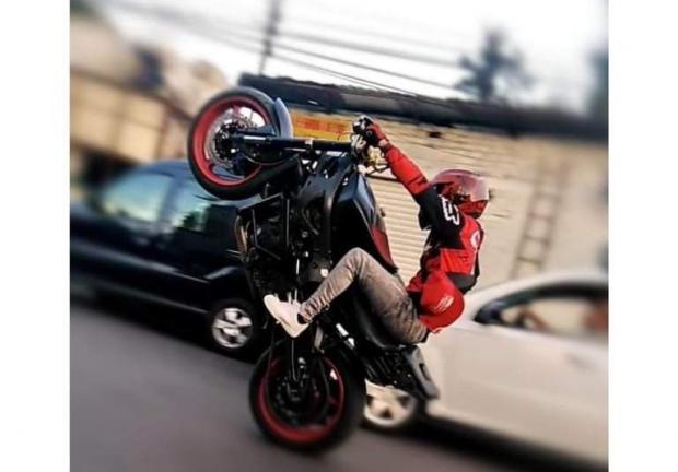 Eduardo Méndez y su pasión por el “stunt biker”