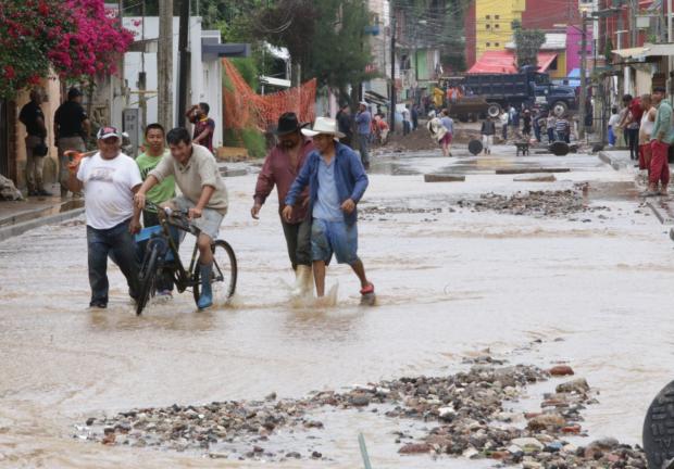 Municipios de Veracruz se vieron afectados por el paso de "Grace"